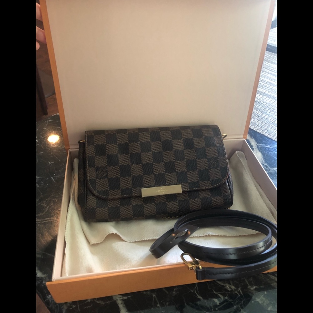 Louis Vuitton favorite pm